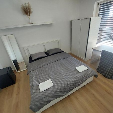 Rose Valley, Modern Studios & Apartments Ljubljana Ngoại thất bức ảnh
